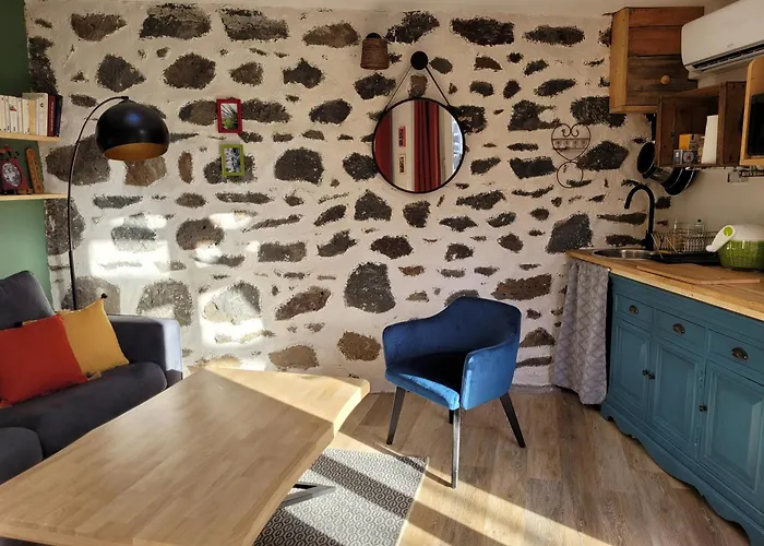 La Maisonnette Sous Le Cerisier